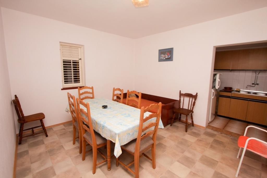 Apartments And Rooms Porto Ražanj Chambre photo